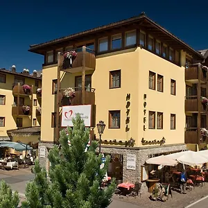 Touring 4*, Livigno Włochy