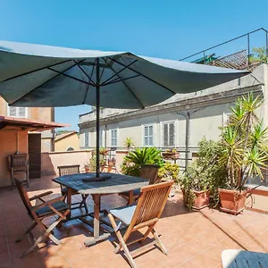 Appartamento Lungaretta4, Roma